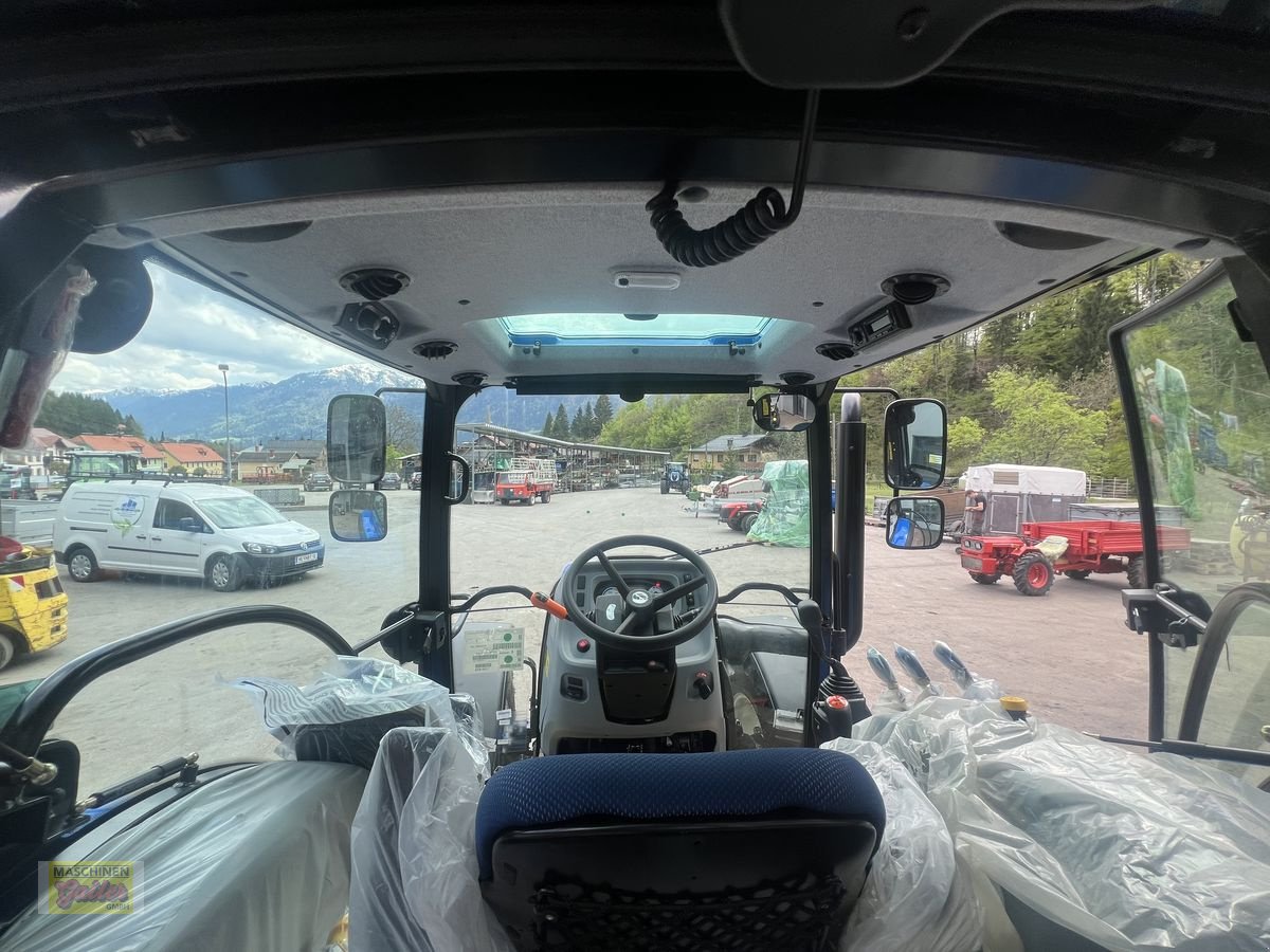 Traktor des Typs New Holland T5.100S, Neumaschine in Kötschach (Bild 15)