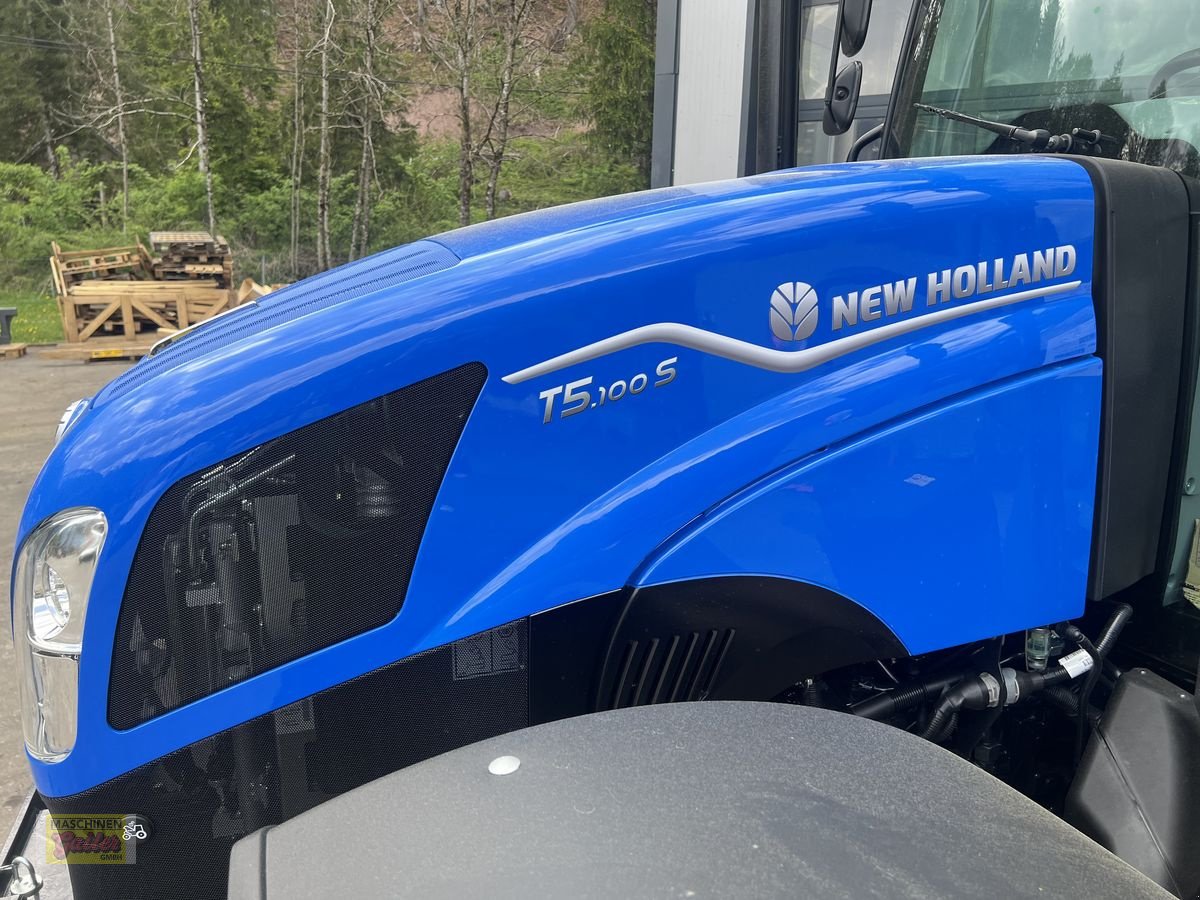 Traktor des Typs New Holland T5.100S, Neumaschine in Kötschach (Bild 12)