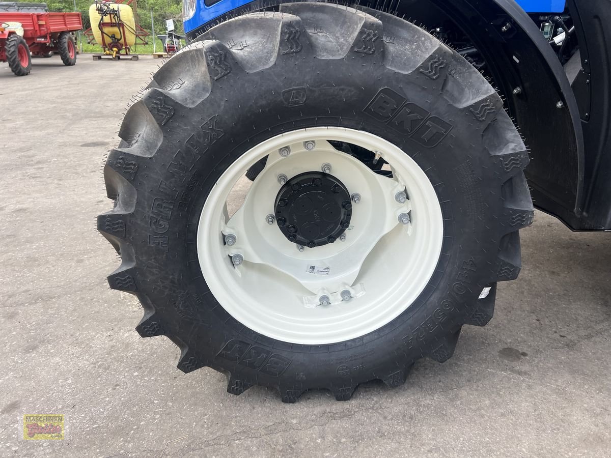 Traktor des Typs New Holland T5.100S, Neumaschine in Kötschach (Bild 13)