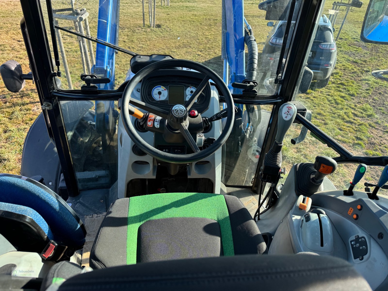 Traktor of the type New Holland T5.105 EC, Gebrauchtmaschine in Buch am Wald (Picture 8)