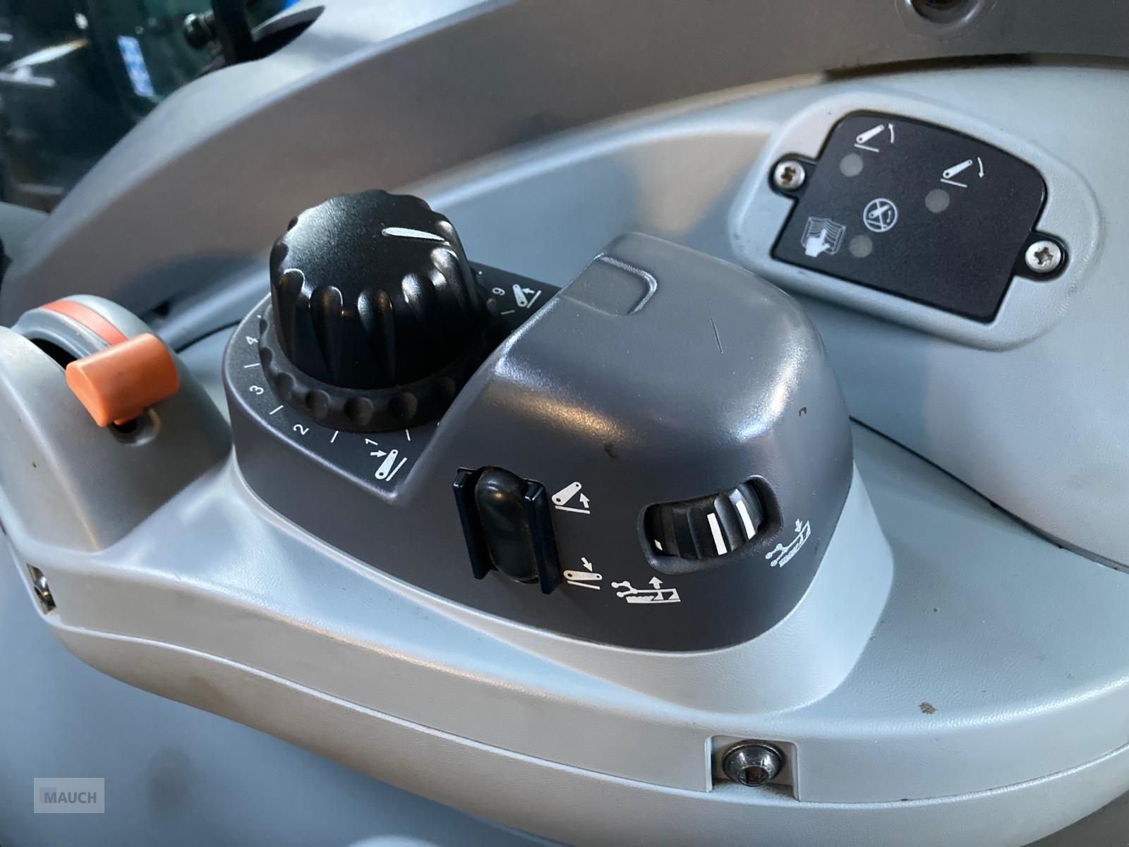 Traktor του τύπου New Holland T5.105 Electro Command, Gebrauchtmaschine σε Burgkirchen (Φωτογραφία 13)