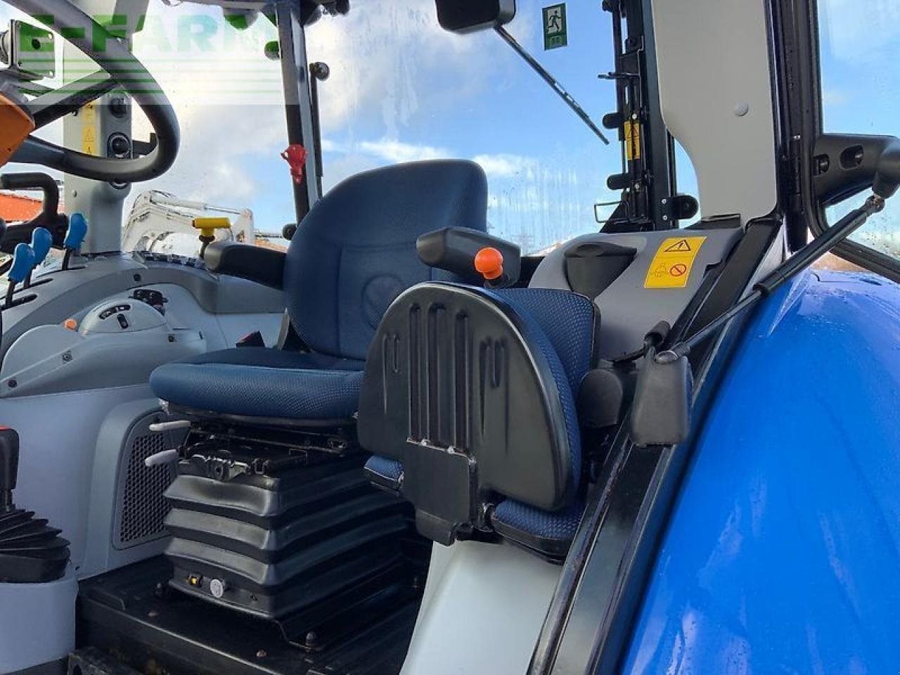 Traktor Türe ait New Holland t5.105 super steer tractor (st25689), Gebrauchtmaschine içinde SHAFTESBURY (resim 16)