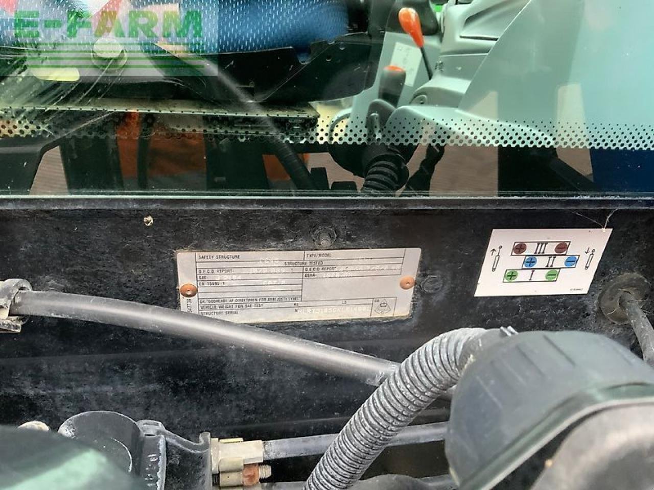 Traktor of the type New Holland t5.105 tractor (st25453), Gebrauchtmaschine in SHAFTESBURY (Picture 16)