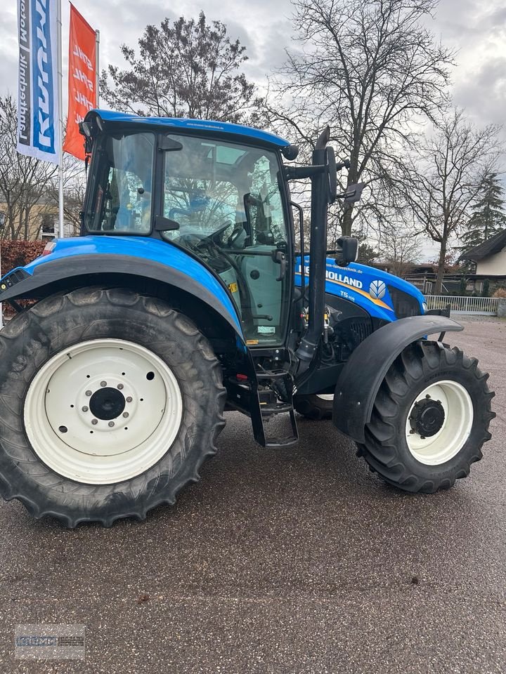 Traktor tip New Holland T5.105, Gebrauchtmaschine in Malterdingen (Poză 4)