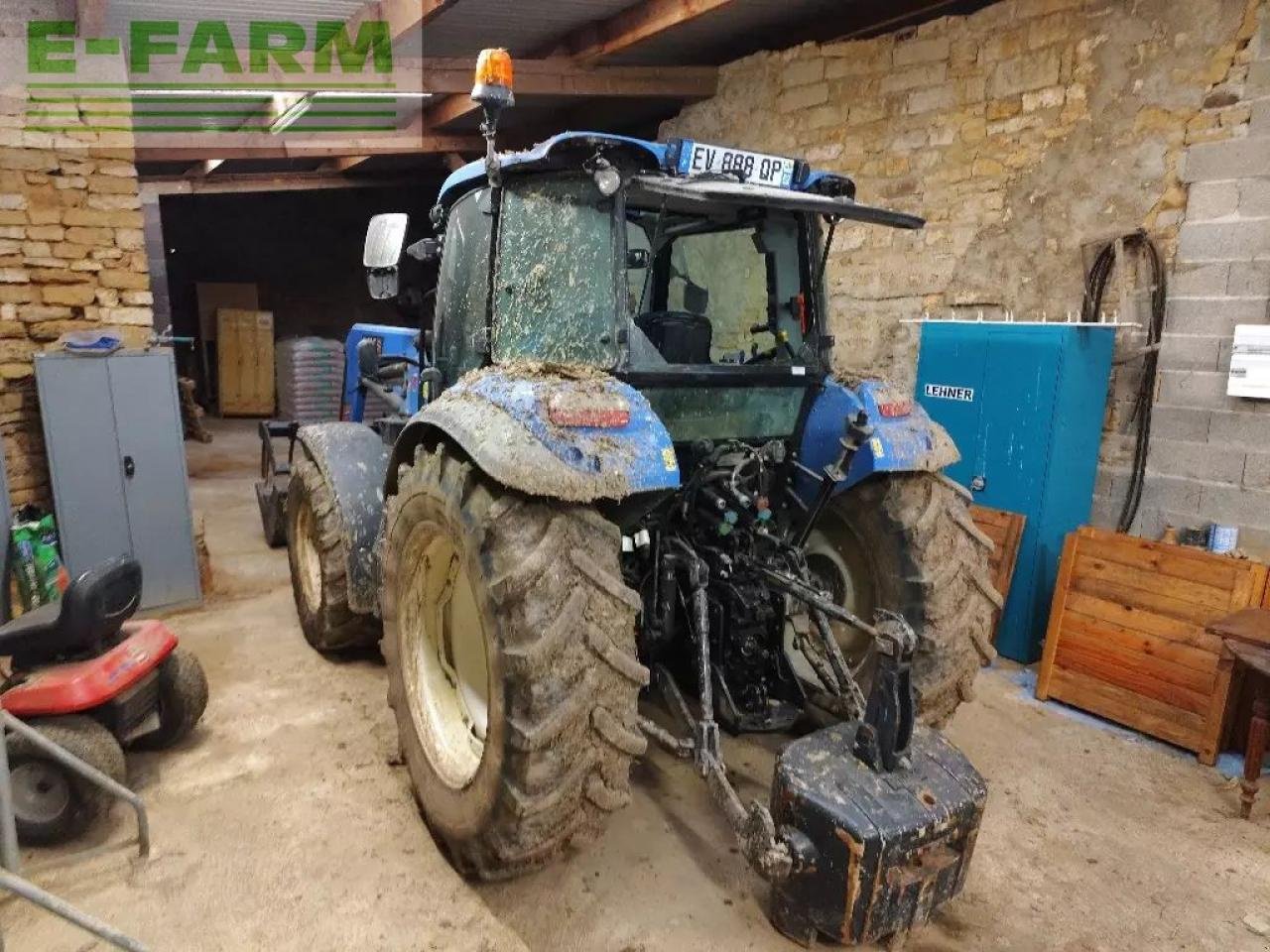 Traktor Türe ait New Holland t5.105, Gebrauchtmaschine içinde CHAUVONCOURT (resim 3)