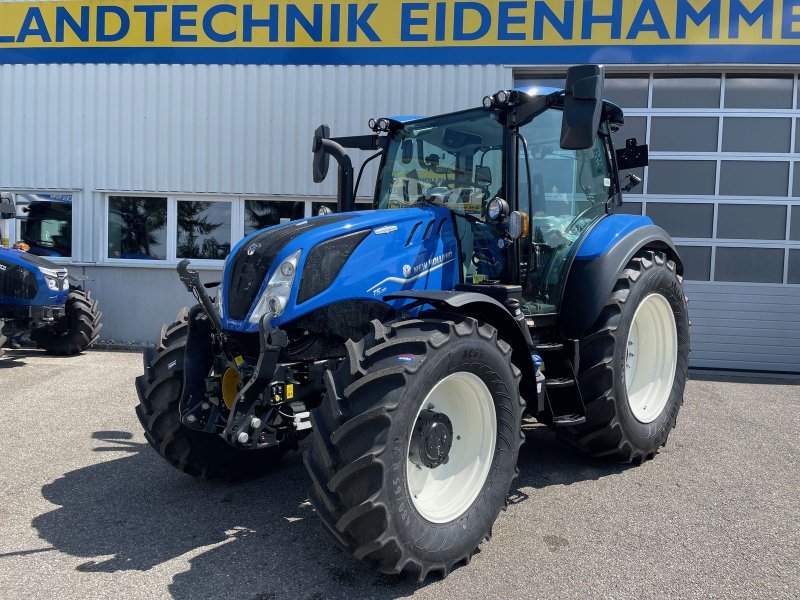 Traktor του τύπου New Holland T5.110 Auto Command (Stage V), Neumaschine σε Burgkirchen