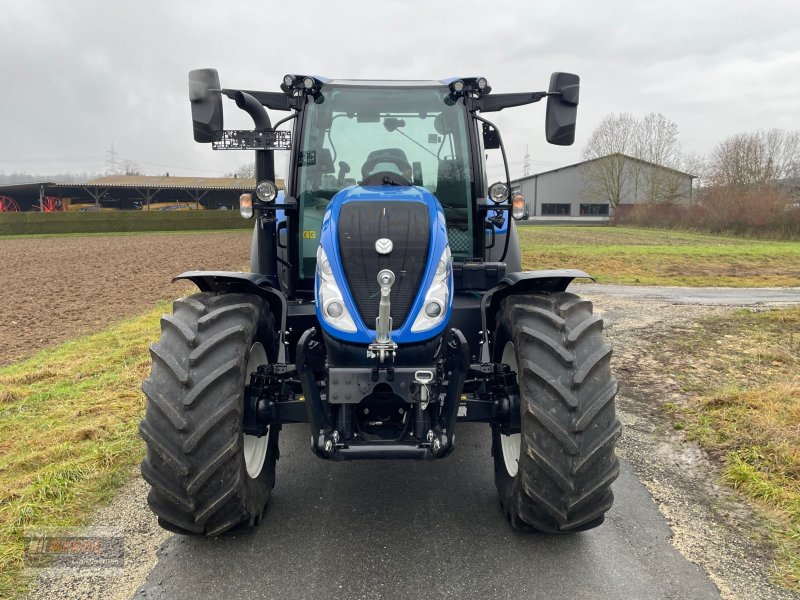 Traktor типа New Holland T5.110 AutoCommand, Gebrauchtmaschine в Lichtenfels (Фотография 1)
