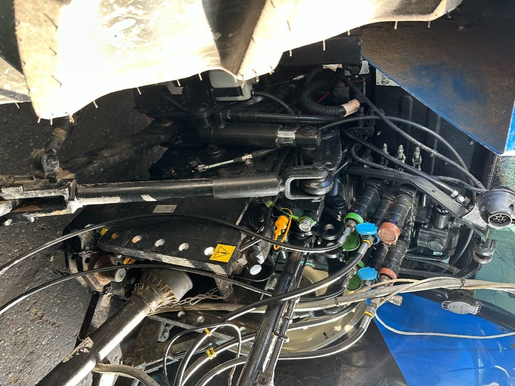 Traktor типа New Holland T5.110 DC, Gebrauchtmaschine в MORHANGE (Фотография 10)