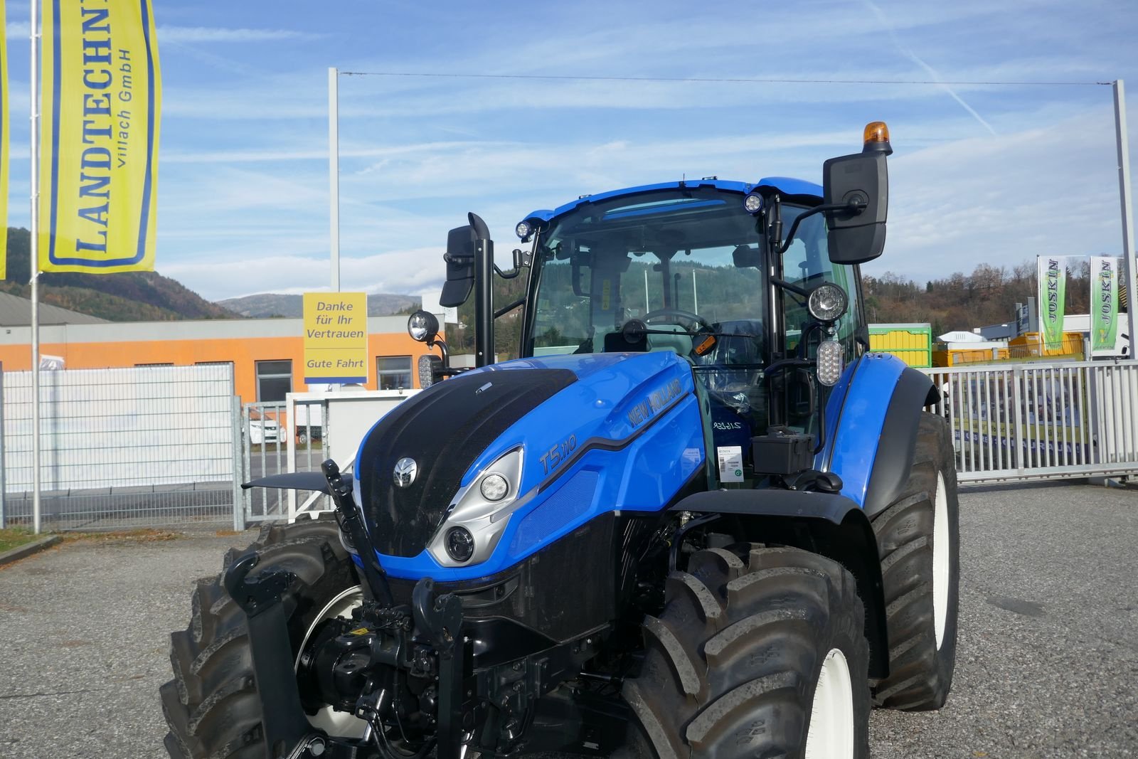 Traktor of the type New Holland T5.110 Dual Command, Gebrauchtmaschine in Villach (Picture 4)