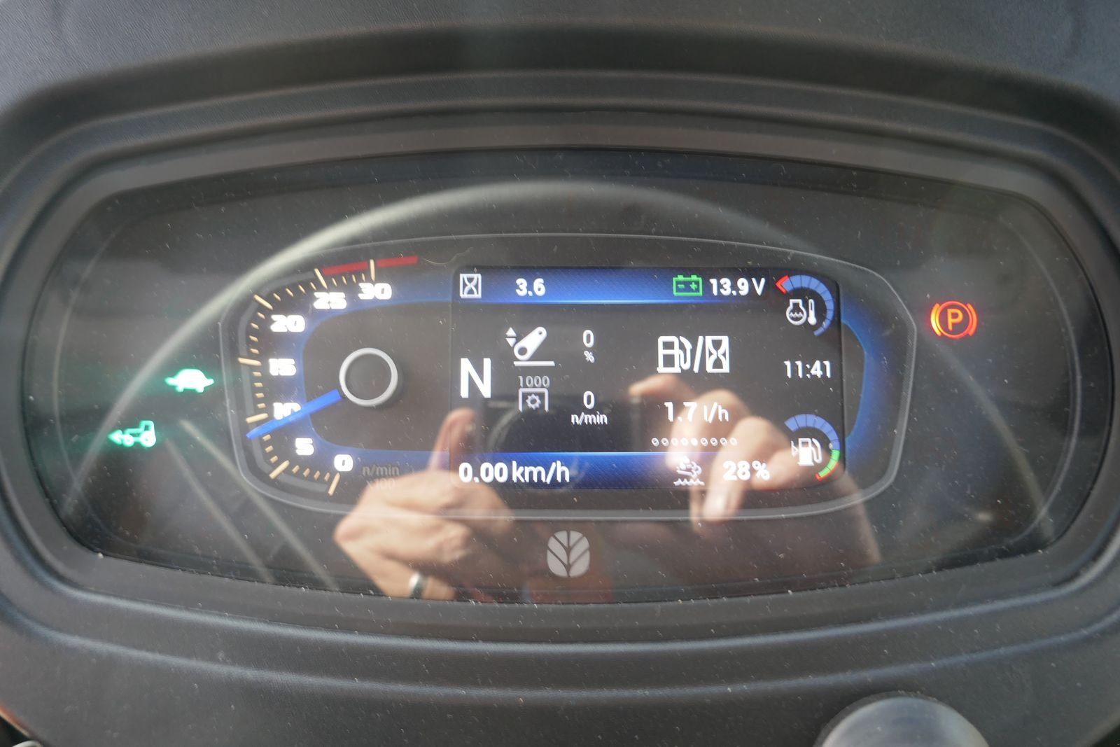 Traktor of the type New Holland T5.110 Dual Command, Gebrauchtmaschine in Villach (Picture 19)