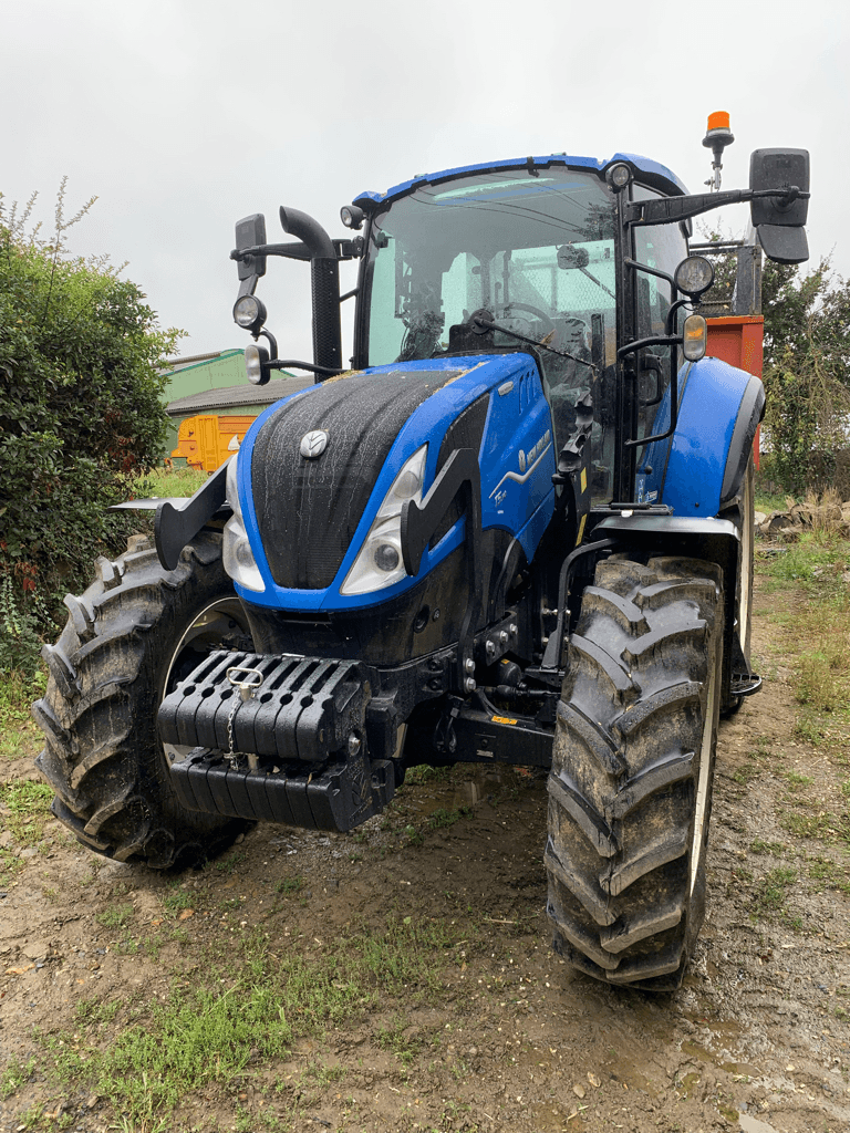Traktor Türe ait New Holland T5.110 ELECTRO COMMAND, Gebrauchtmaschine içinde TREMEUR (resim 8)
