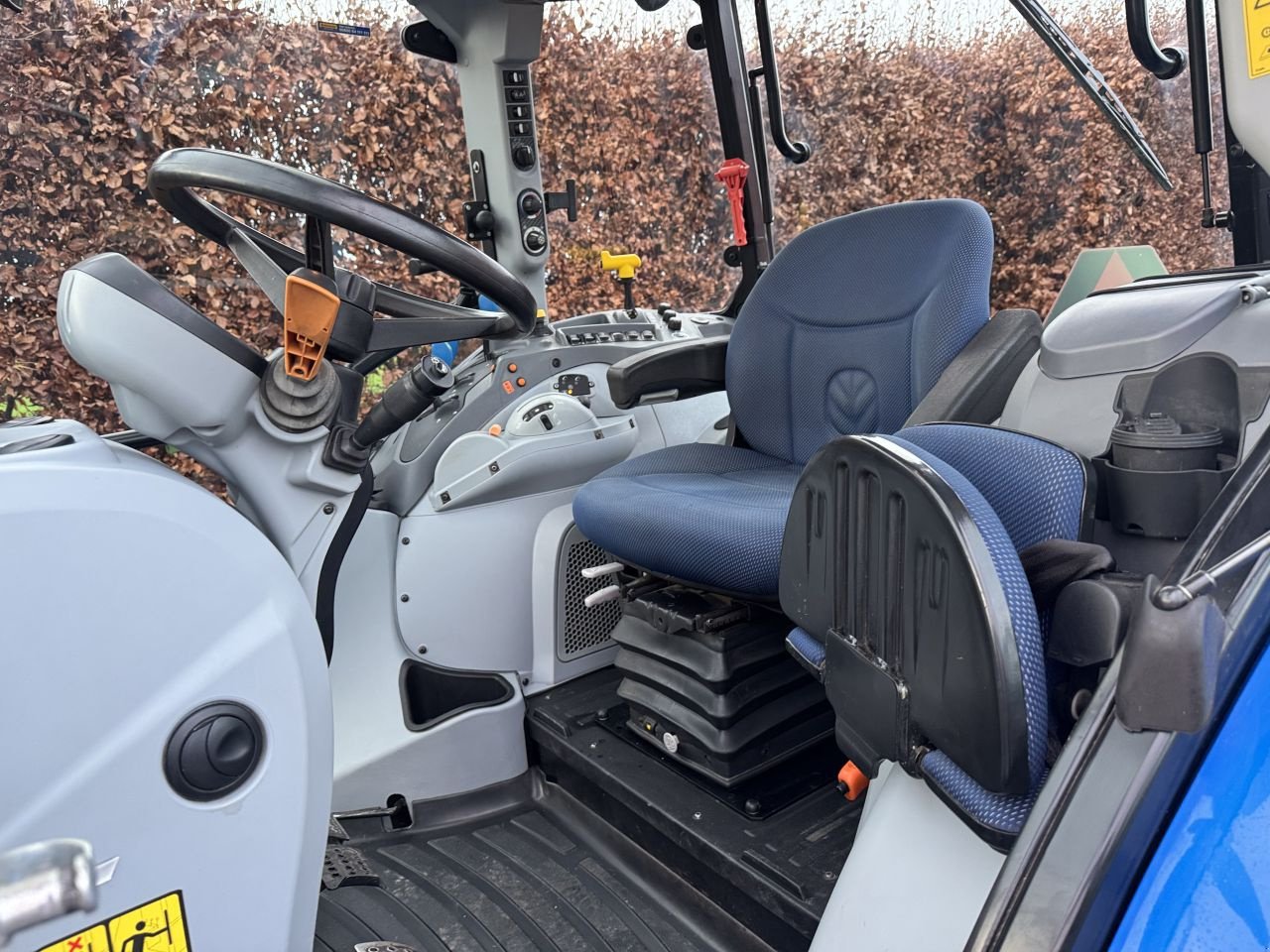 Traktor typu New Holland T5.110 Elektro command, Gebrauchtmaschine w Deurningen (Zdjęcie 4)