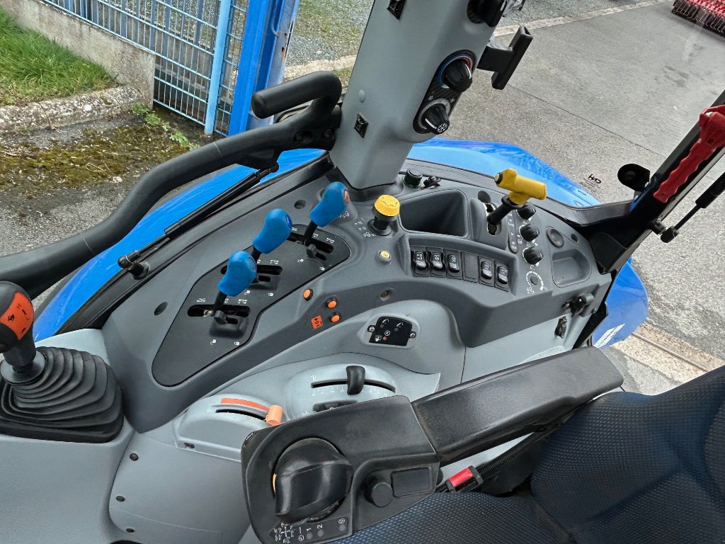 Traktor типа New Holland T5.110, Gebrauchtmaschine в CORMENON (Фотография 7)