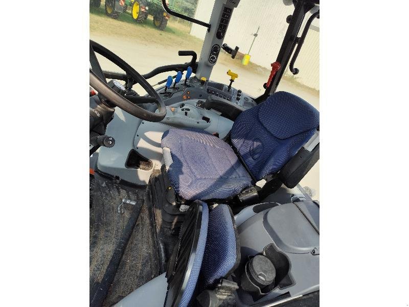 Traktor of the type New Holland T5.110, Gebrauchtmaschine in SAINT GENEST D'AMBIERE (Picture 11)