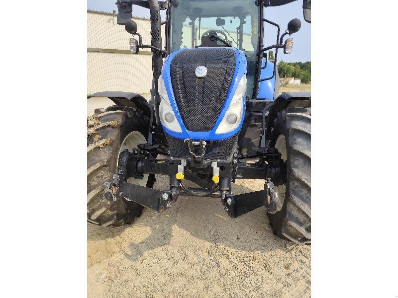 Traktor of the type New Holland T5.110, Gebrauchtmaschine in SAINT GENEST D'AMBIERE (Picture 10)