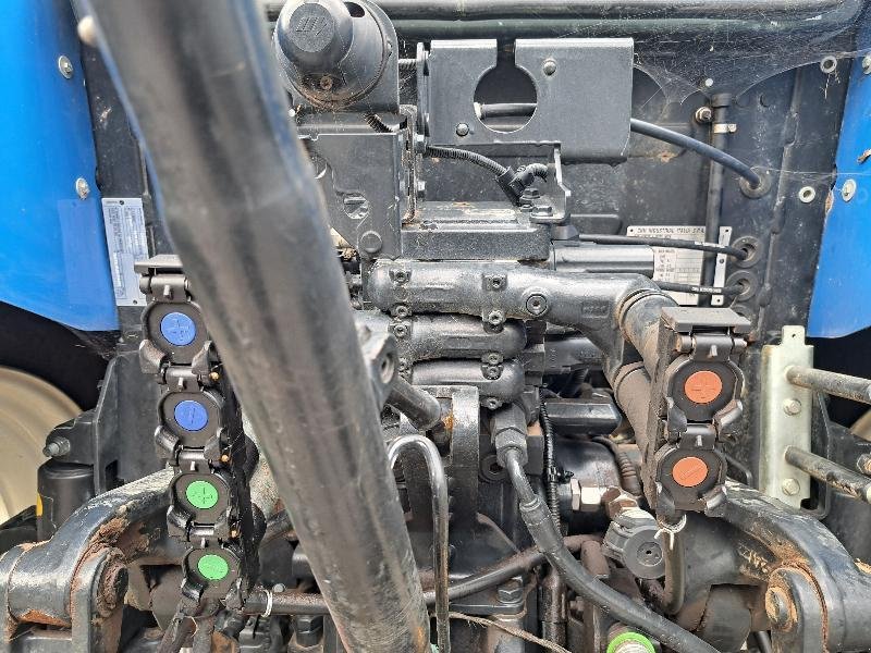 Traktor του τύπου New Holland T5110EC, Gebrauchtmaschine σε PLUMELEC (Φωτογραφία 9)
