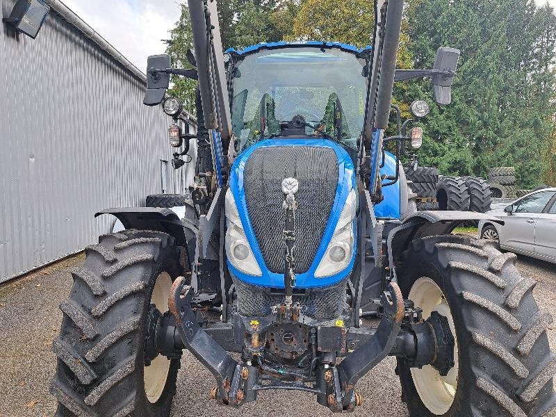 Traktor του τύπου New Holland T5110EC, Gebrauchtmaschine σε PLUMELEC (Φωτογραφία 3)