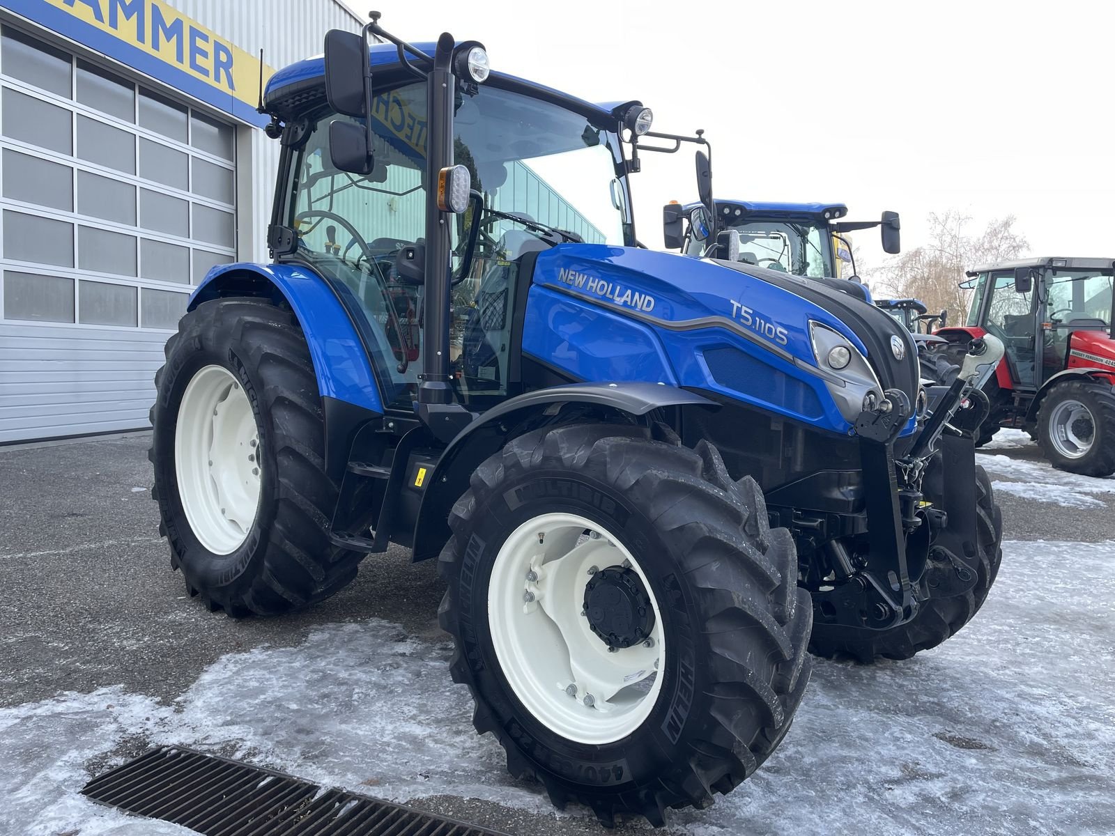 Traktor des Typs New Holland T5.110S, Gebrauchtmaschine in Burgkirchen (Bild 8)