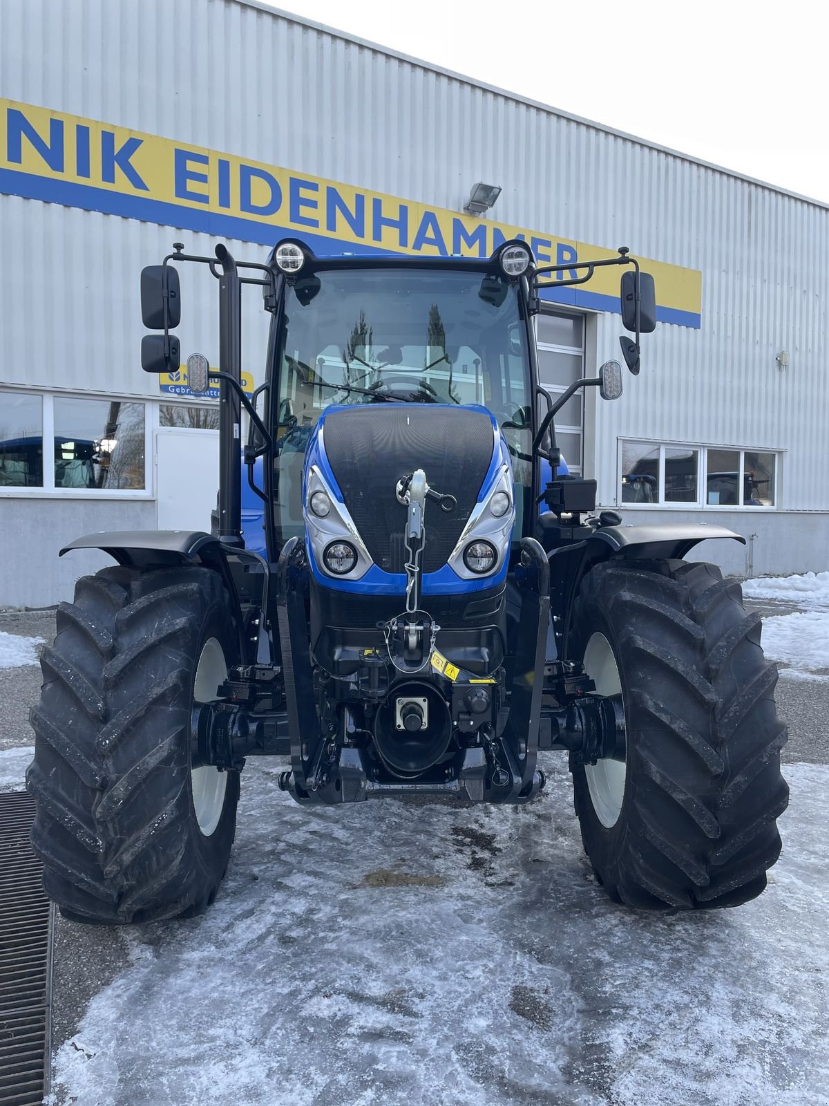Traktor des Typs New Holland T5.110S, Gebrauchtmaschine in Burgkirchen (Bild 9)