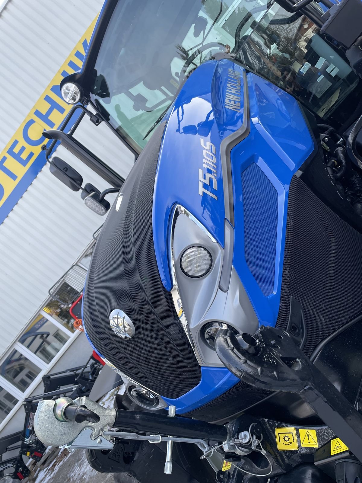 Traktor des Typs New Holland T5.110S, Gebrauchtmaschine in Burgkirchen (Bild 11)