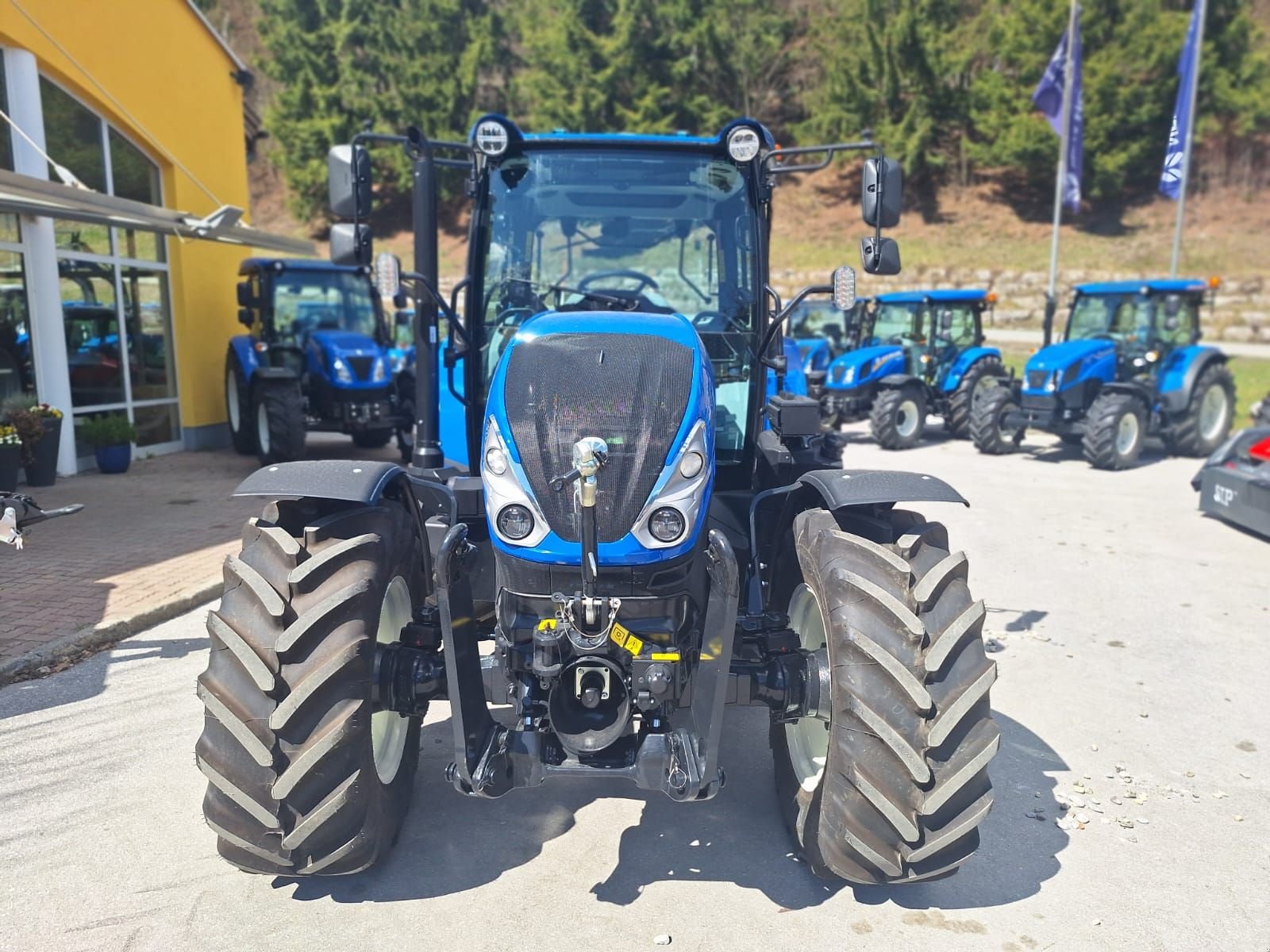 Traktor typu New Holland T5.110S, Neumaschine v Burgkirchen (Obrázok 11)