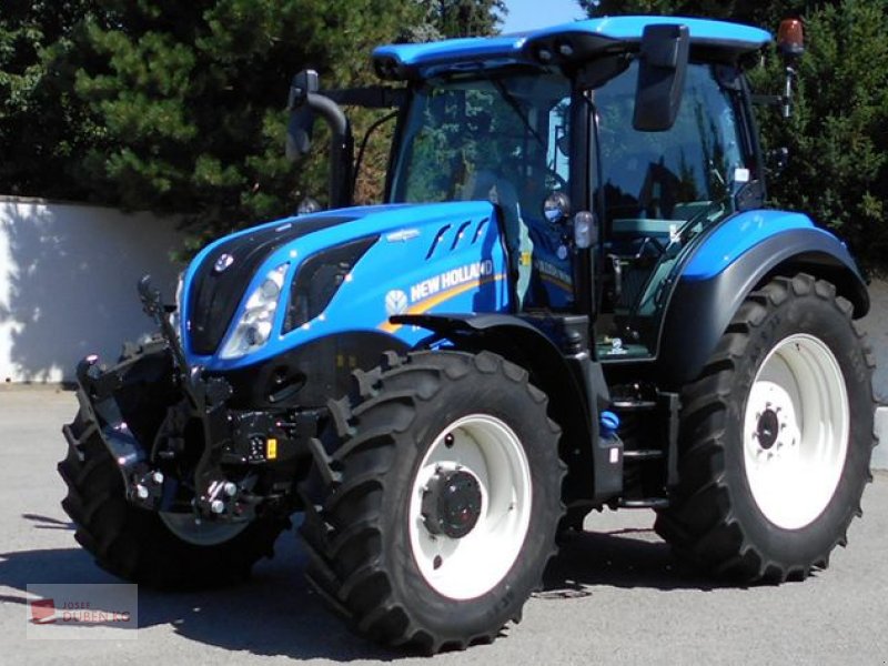 Traktor of the type New Holland T5.120 AC (Stage V), Neumaschine in Ziersdorf (Picture 1)