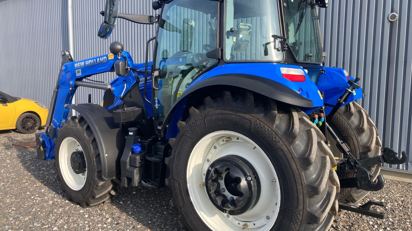 Traktor of the type New Holland T5.120 DC, Gebrauchtmaschine in Glamsbjerg (Picture 8)