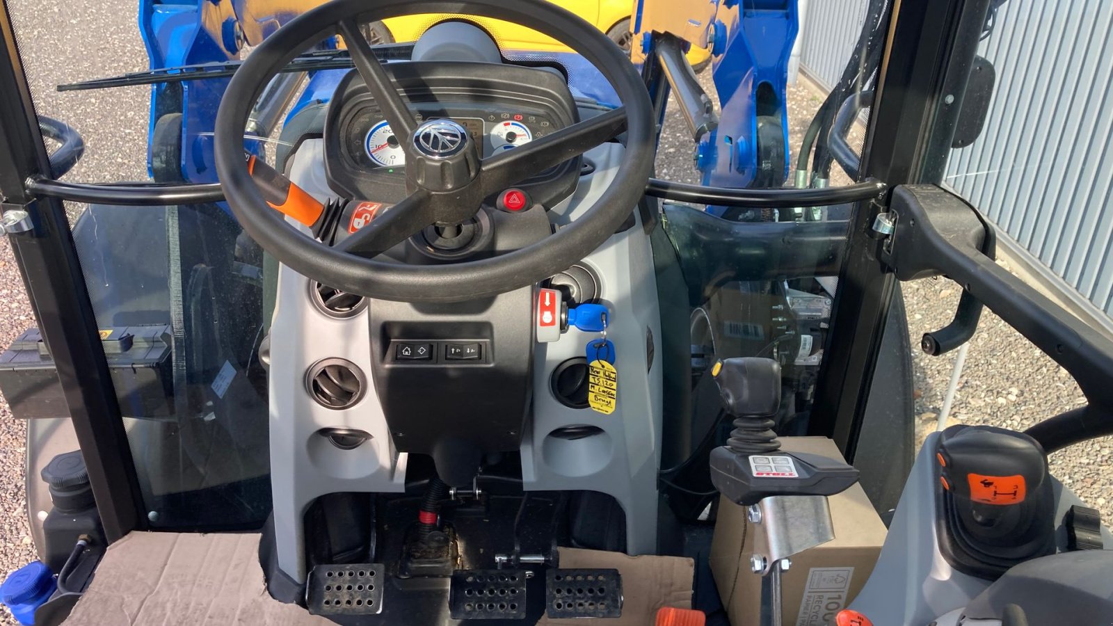 Traktor of the type New Holland T5.120 DC, Gebrauchtmaschine in Glamsbjerg (Picture 13)