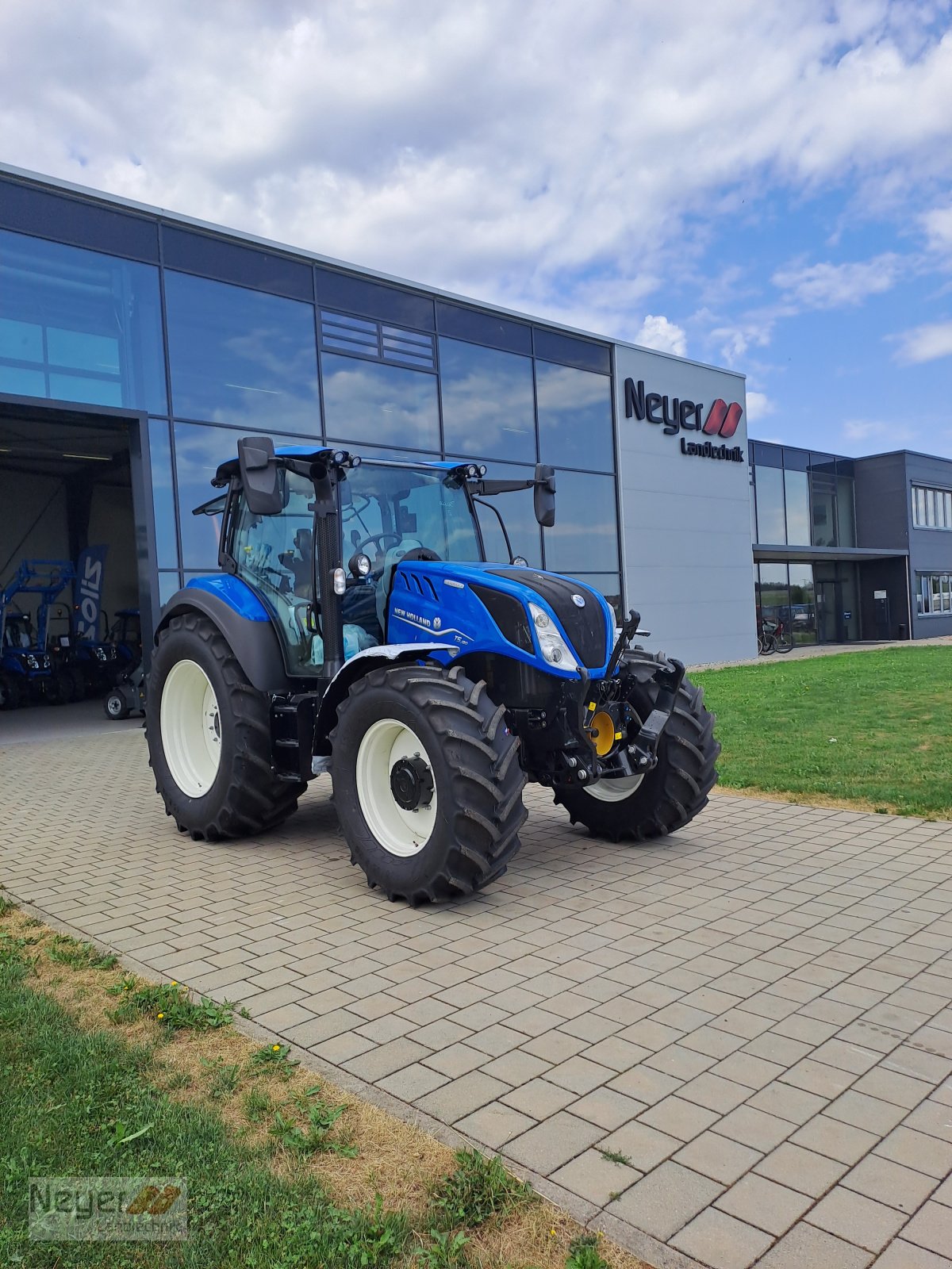 Traktor del tipo New Holland T5.120 Dynamic Command |  BaseTec, Neumaschine In Bad Waldsee Mennisweiler (Immagine 1)