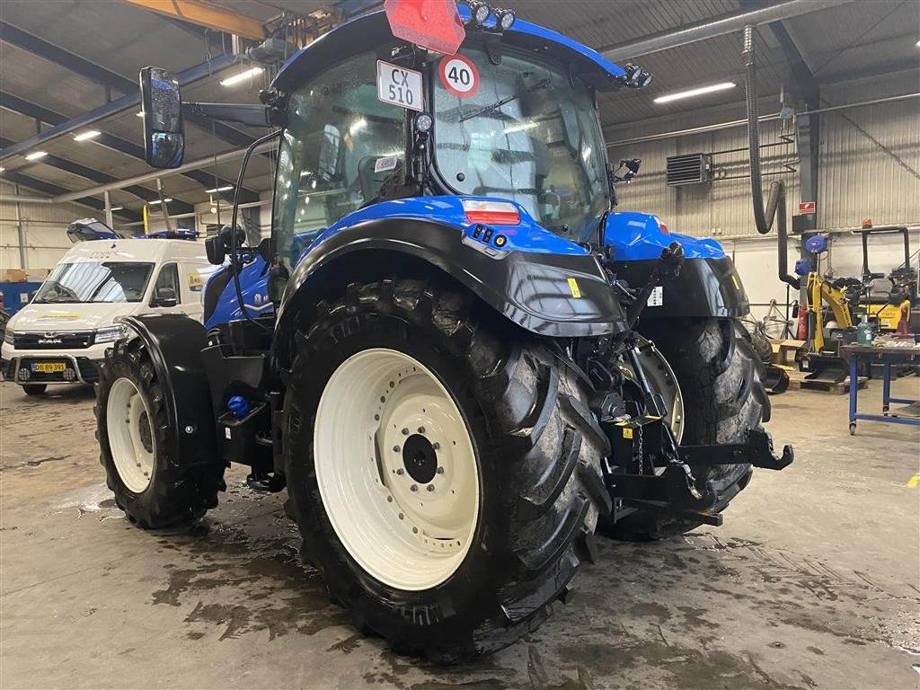 Traktor a típus New Holland T5.120 Dynamic Command GPS klar og ALT udstyr, Gebrauchtmaschine ekkor: Maribo (Kép 5)