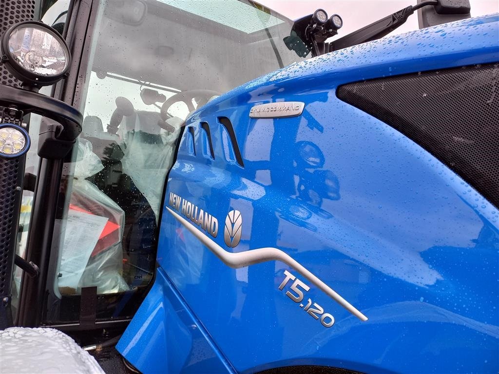 Traktor des Typs New Holland T5.120 Dynamic Command GPS klar, Gebrauchtmaschine in Maribo (Bild 8)