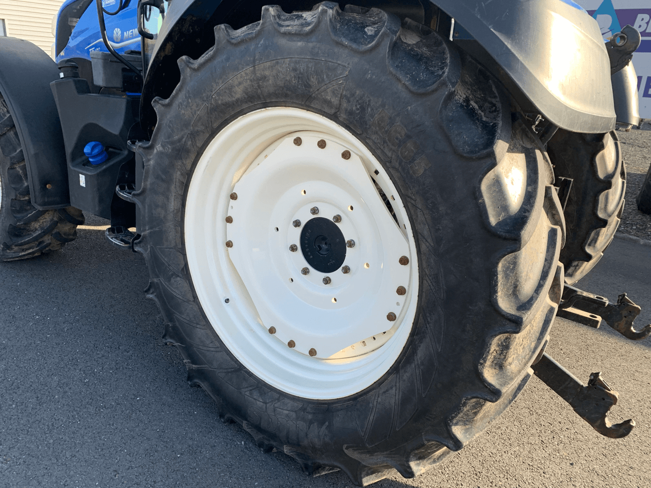 Traktor Türe ait New Holland T5.120 DYNAMIC COMMAND, Gebrauchtmaschine içinde CONDE SUR VIRE (resim 11)