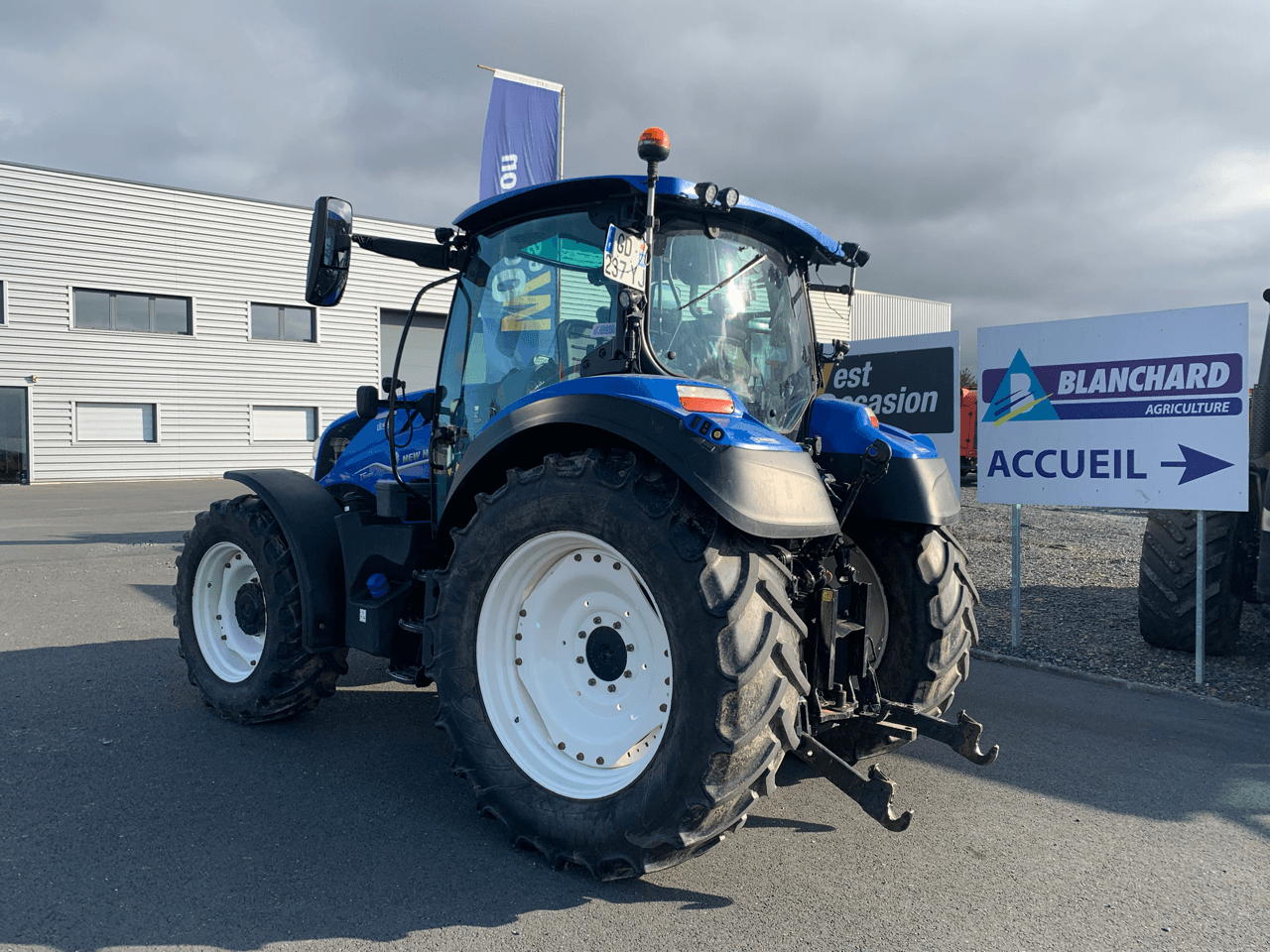 Traktor Türe ait New Holland T5.120 DYNAMIC COMMAND, Gebrauchtmaschine içinde CONDE SUR VIRE (resim 3)
