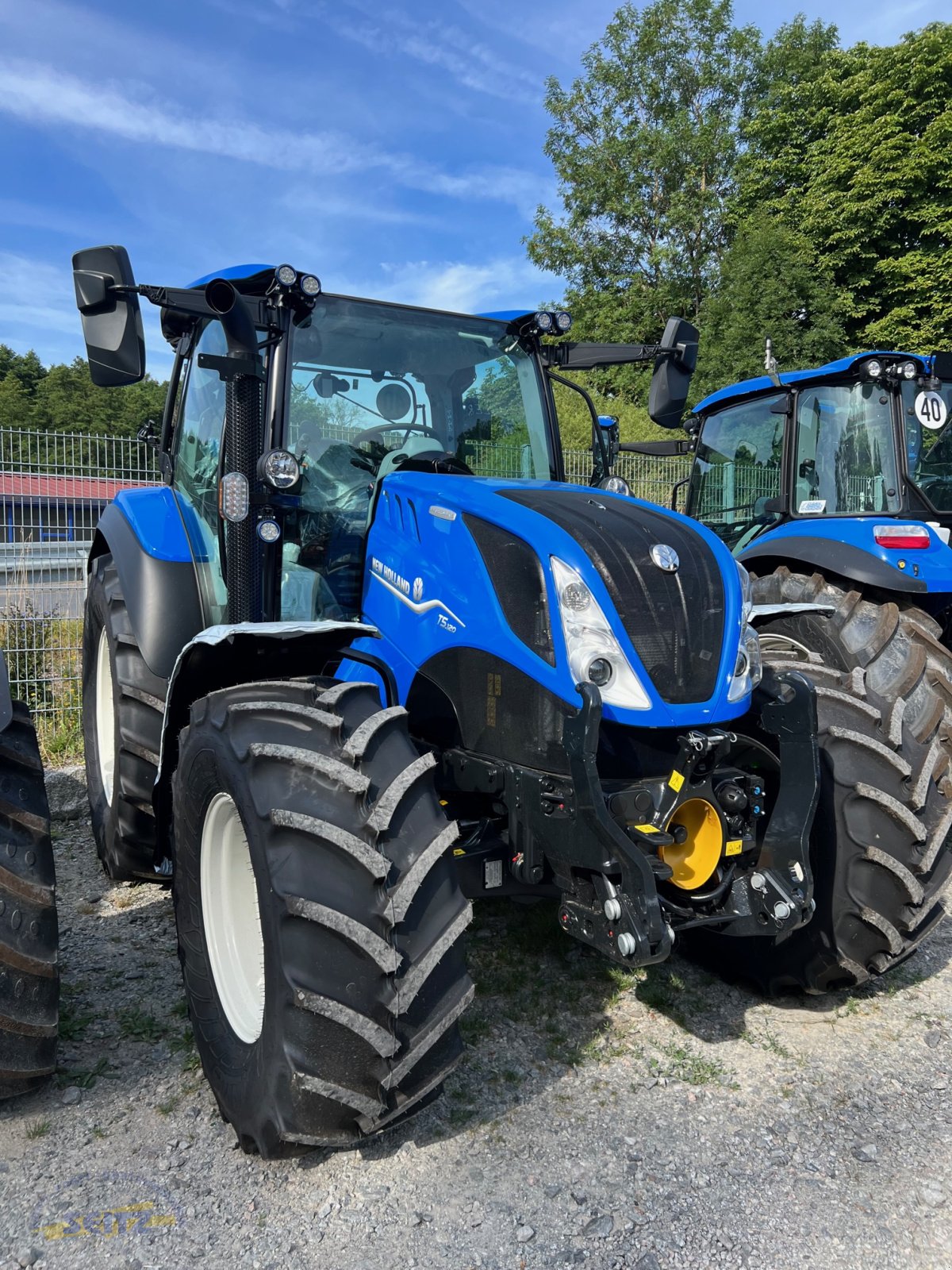 Traktor des Typs New Holland T5.120 Dynamic Command, Neumaschine in Lindenfels-Glattbach (Bild 1)