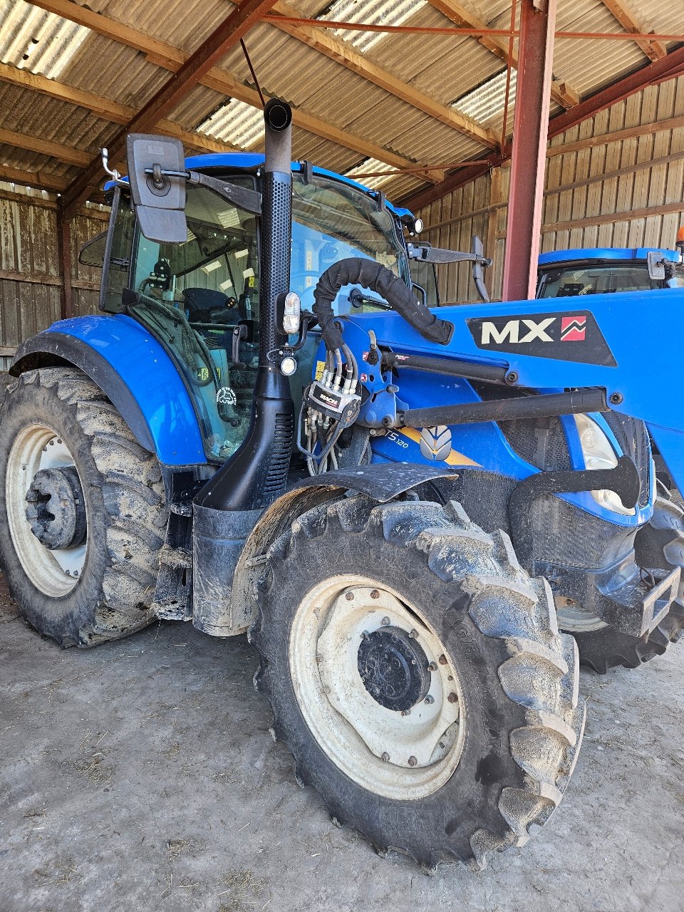 Traktor Türe ait New Holland T5.120 EC, Gebrauchtmaschine içinde MANDRES-SUR-VAIR (resim 7)