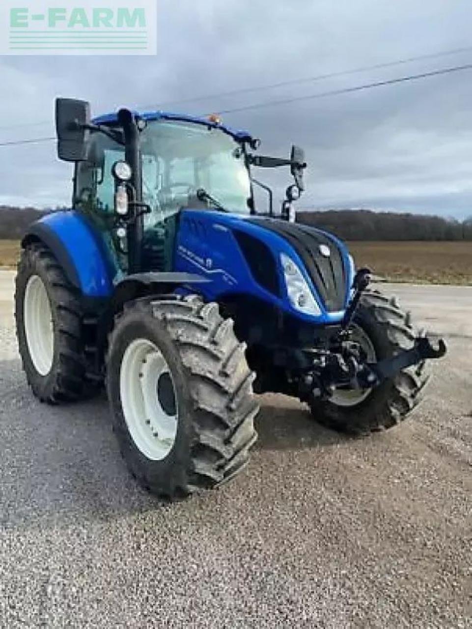 Traktor типа New Holland t5.120 electro command, Gebrauchtmaschine в MARLENHEIM (Фотография 1)