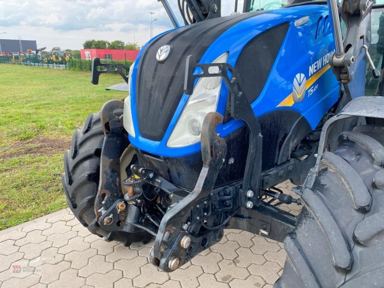 Traktor of the type New Holland T5.120 ELECTRO COMMAND, Gebrauchtmaschine in Oyten (Picture 2)