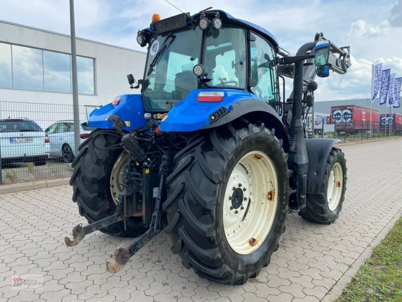 Traktor of the type New Holland T5.120 ELECTRO COMMAND, Gebrauchtmaschine in Oyten (Picture 4)