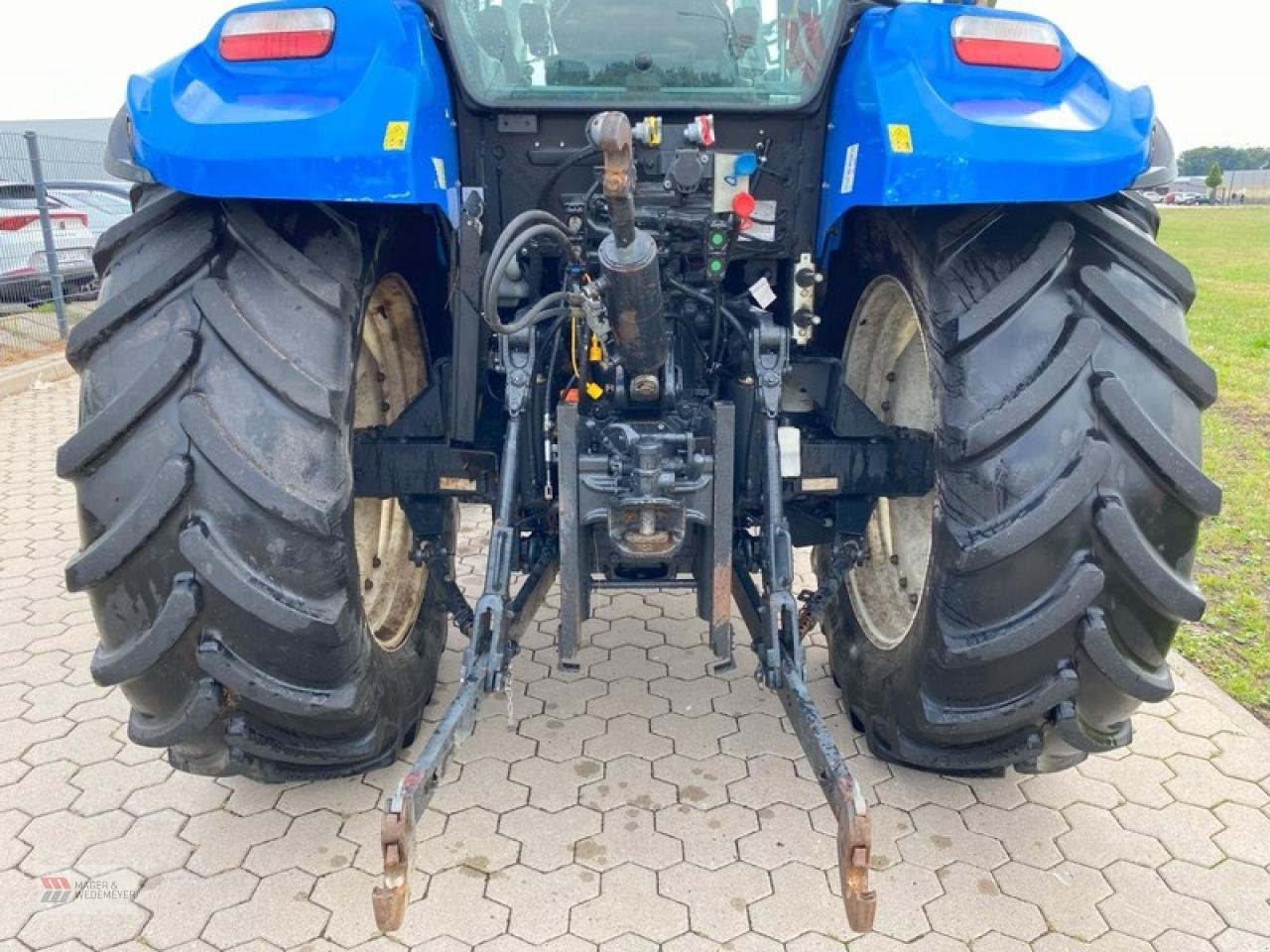 Traktor of the type New Holland T5.120 ELECTRO COMMAND, Gebrauchtmaschine in Oyten (Picture 6)