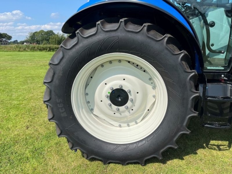 Traktor типа New Holland T5.120 HI-LO TRAKTOR, Gebrauchtmaschine в Rødding (Фотография 3)