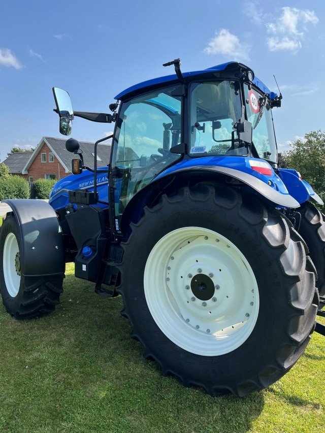 Traktor типа New Holland T5.120 HI-LO TRAKTOR, Gebrauchtmaschine в Rødding (Фотография 5)