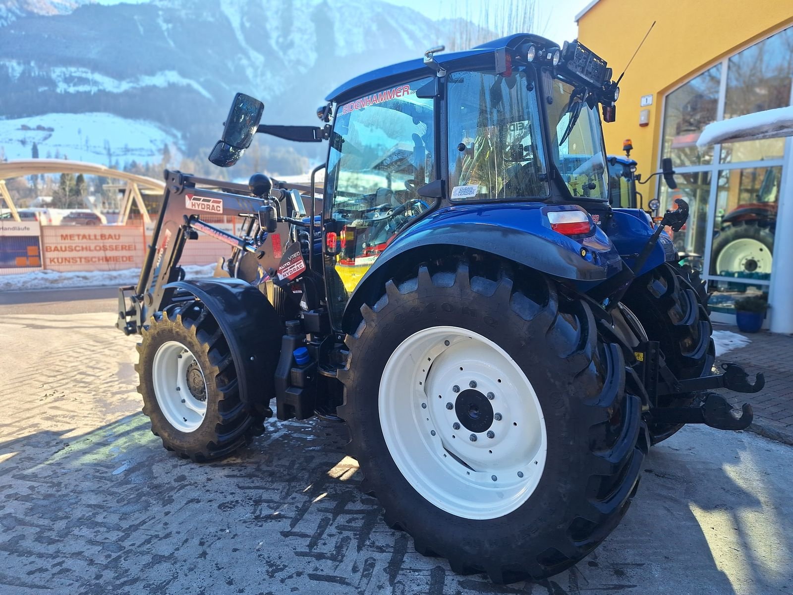 Traktor tipa New Holland T5.120, Vorführmaschine u Burgkirchen (Slika 8)