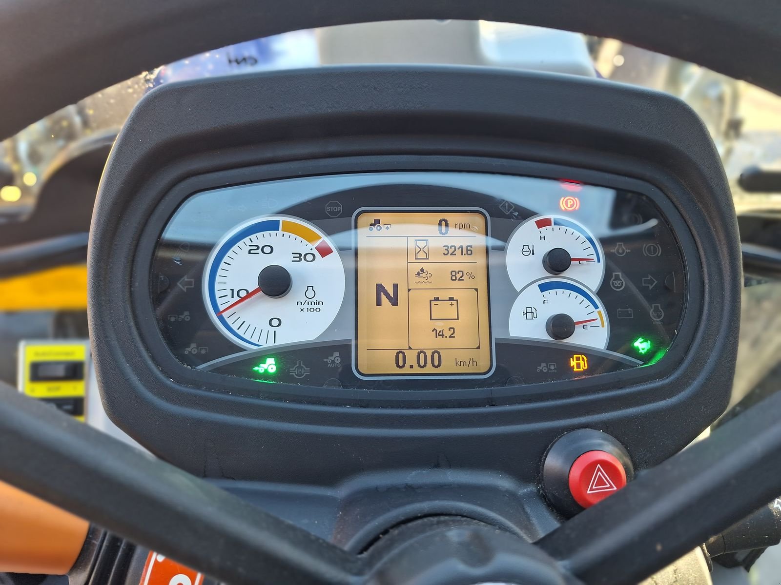 Traktor tipa New Holland T5.120, Vorführmaschine u Burgkirchen (Slika 10)