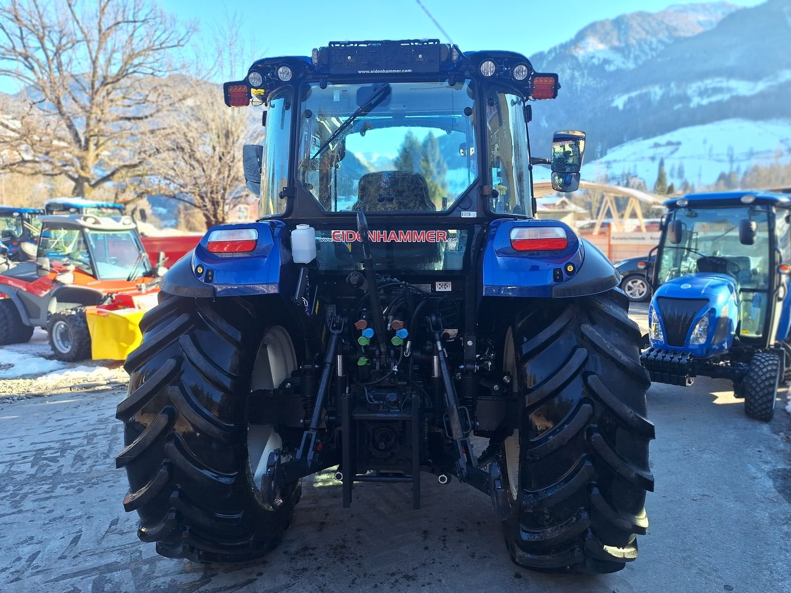 Traktor tipa New Holland T5.120, Vorführmaschine u Burgkirchen (Slika 7)