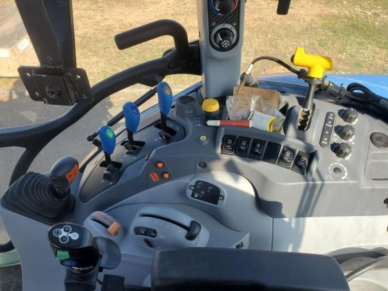 Traktor typu New Holland T5.120, Gebrauchtmaschine v BRAY en Val (Obrázek 7)
