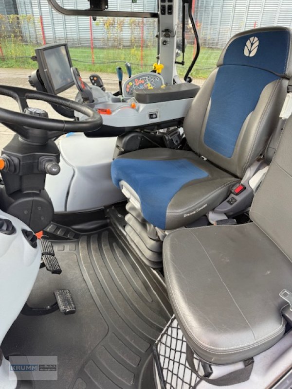 Traktor of the type New Holland T5.120, Gebrauchtmaschine in Malterdingen (Picture 7)