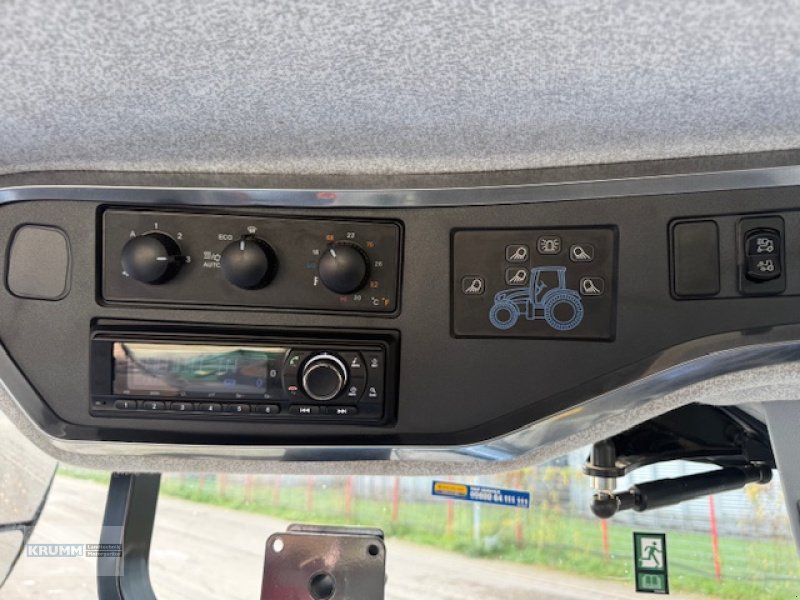 Traktor of the type New Holland T5.120, Gebrauchtmaschine in Malterdingen (Picture 8)