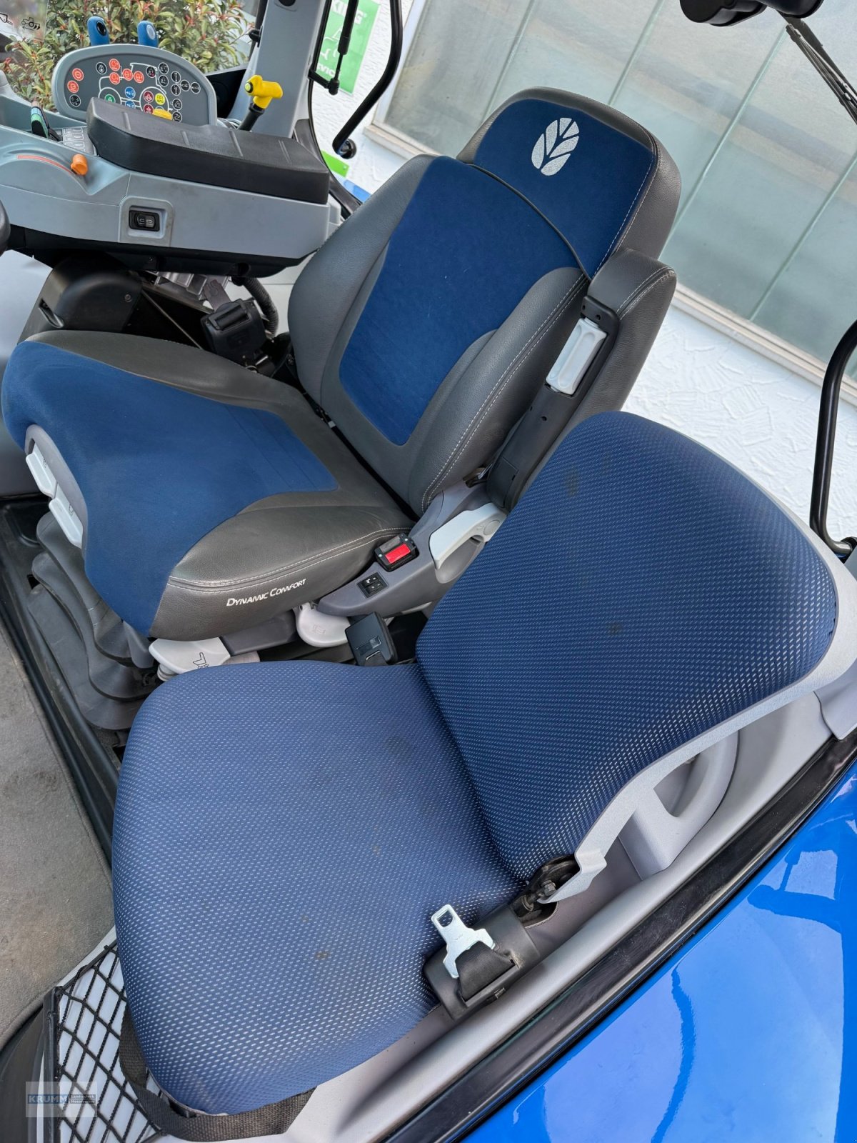 Traktor des Typs New Holland T5.120, Gebrauchtmaschine in Malterdingen (Bild 7)