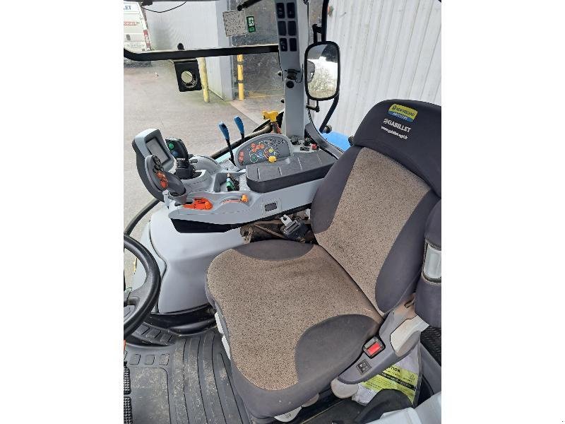 Traktor typu New Holland T5120DYC, Gebrauchtmaschine v PLUMELEC (Obrázek 11)