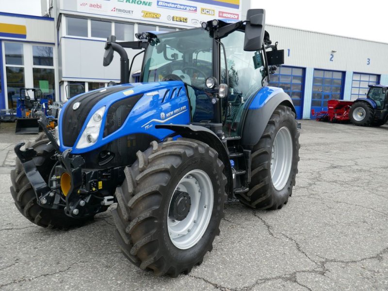 Traktor of the type New Holland T5.140 AC (Stage V), Gebrauchtmaschine in Villach (Picture 1)